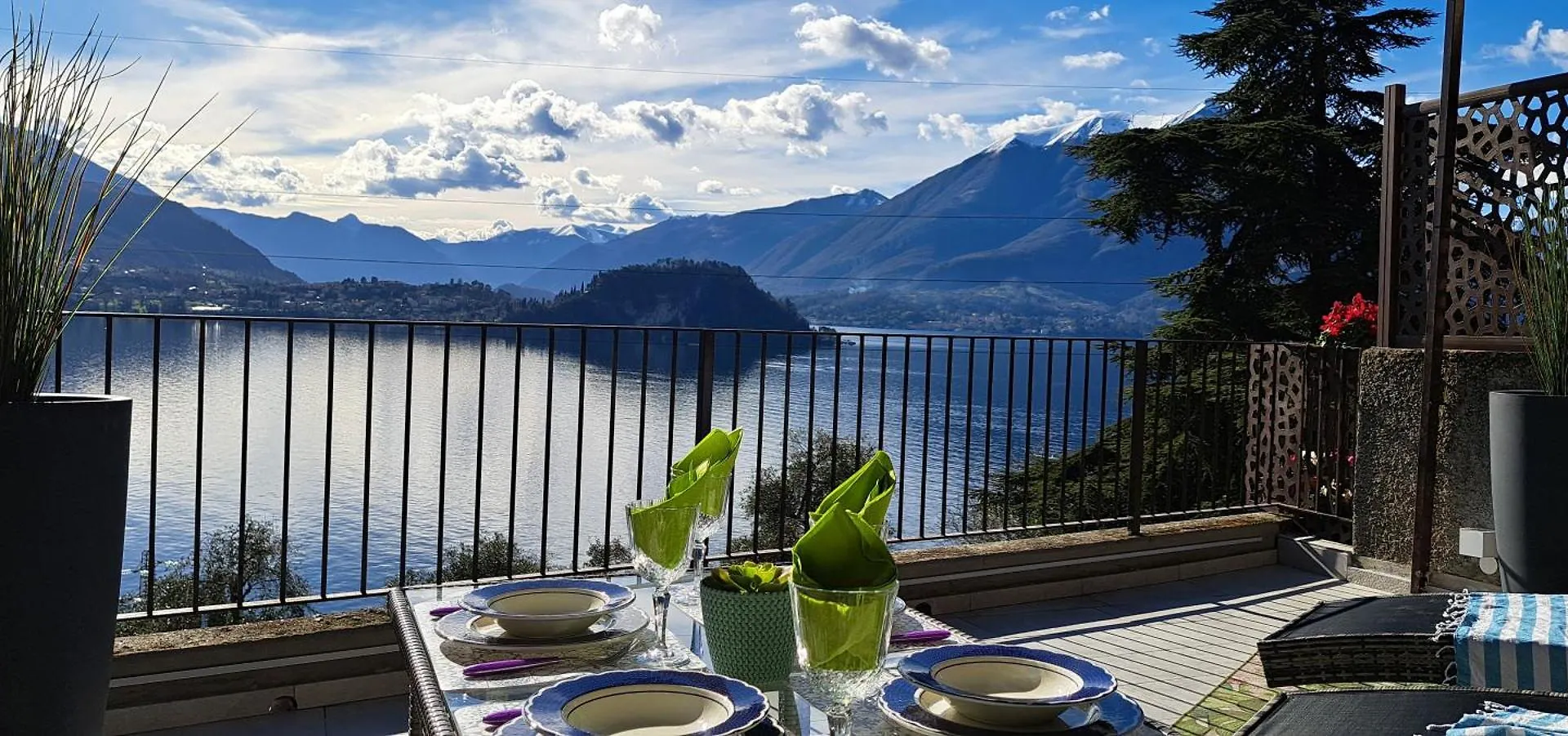Dream Lake Panorama, Garage In The Center Of Varenna Apartment